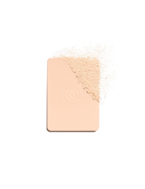 CHANEL LE BLANC Brightening Compact Foundation Long-Lasting Radiance - Protection - Thermal Comfort product photo View 08 L