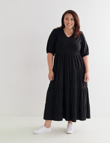 Studio Curve Knit Tiered Dress, Black product photo