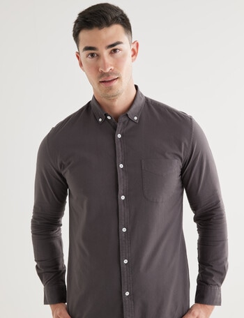 L+L Oxford Garment Dyed Washed Long Sleeve Shirt, Black product photo