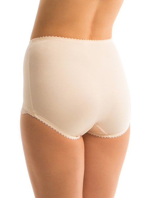 Triumph Something Else Tum-E-Lace Brief product photo View 02 L