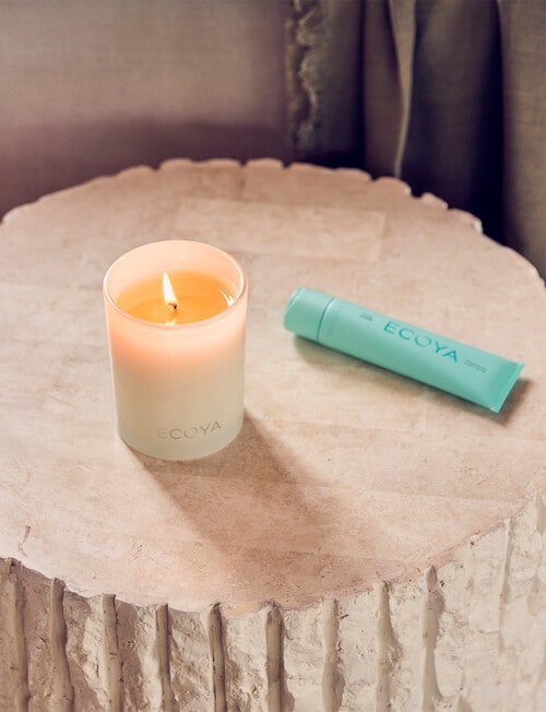 Ecoya Lotus Flower Madison Candle, 400g product photo View 03 L