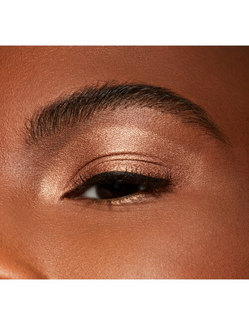 MAC Small Eye Shadow Veluxe Pearl product photo View 06 L