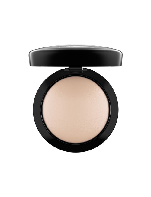 MAC Mineralize Skinfinish Natural product photo View 02 L