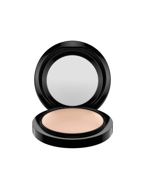 MAC Mineralize Skinfinish Natural product photo