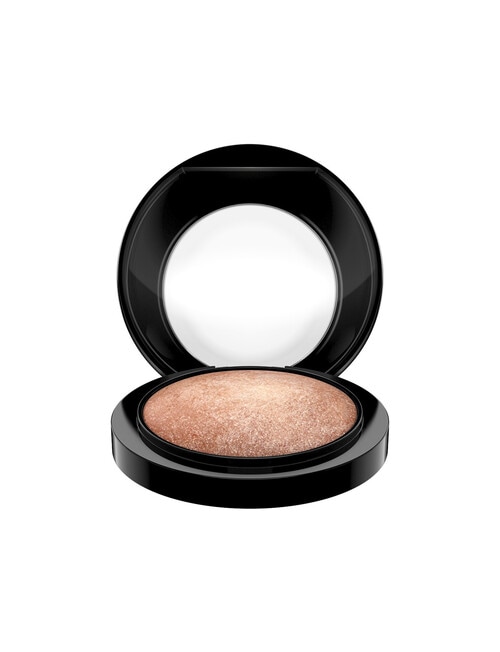 MAC Mineralize Skinfinish product photo View 02 L