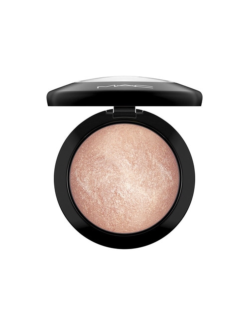 MAC Mineralize Skinfinish product photo