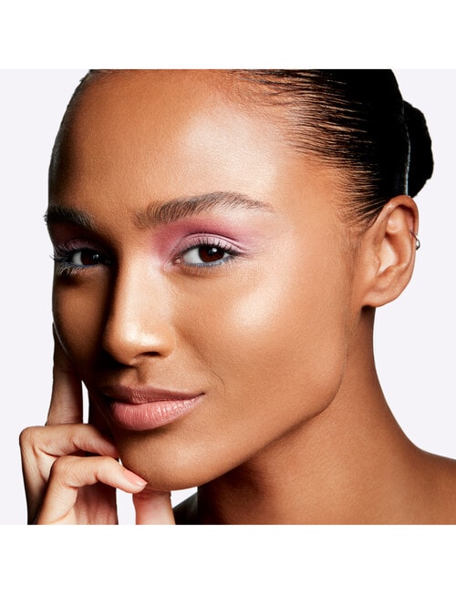 MAC Mineralize Skinfinish product photo View 07 L