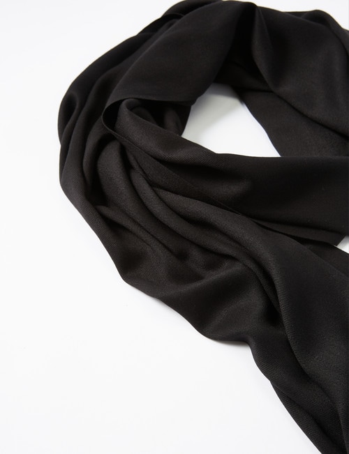 Boston + Bailey Essential Scarf, Black product photo View 02 L