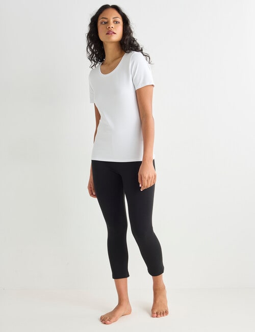 Bodycode Crop Legging, Black product photo View 03 L