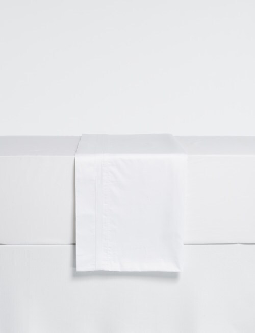 Mondo Cambridge 600 Thread Count Flat Sheet, White product photo