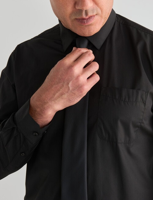 Chisel Essential Long-Sleeve Shirt, Black product photo View 04 L