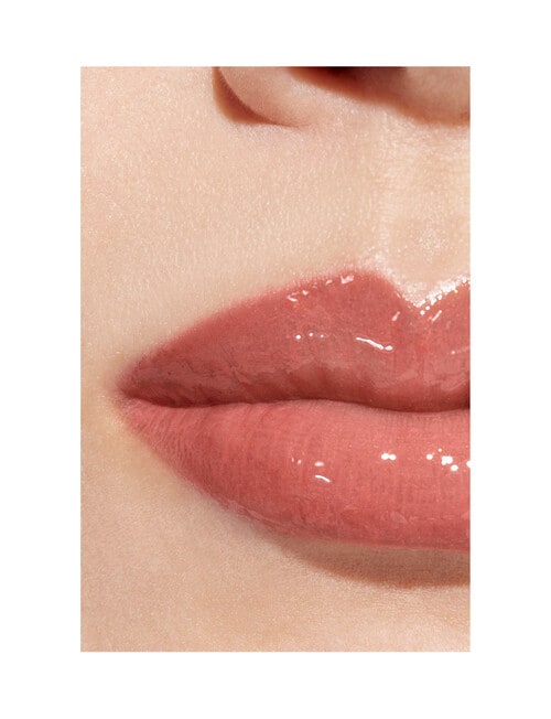 CHANEL ROUGE COCO GLOSS Moisturising Glossimer product photo View 06 L