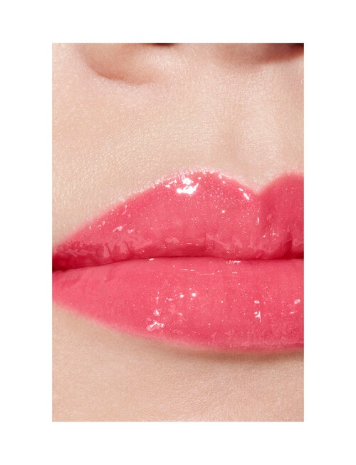 CHANEL ROUGE COCO GLOSS Moisturising Glossimer product photo View 06 L