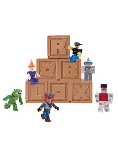 Roblox Figures, Assorted product photo