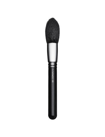 MAC 138S Tapered Face Brush product photo