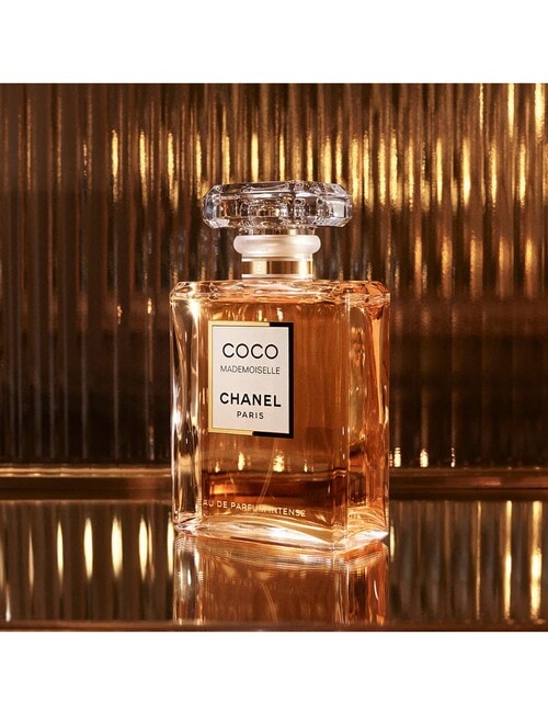 CHANEL COCO MADEMOISELLE Eau de Parfum Intense Spray product photo View 04 L