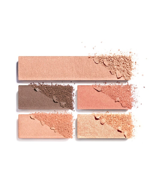 CHANEL LES BEIGES EYESHADOW PALETTE Healthy Glow Natural Eyeshadow Palette product photo View 03 L