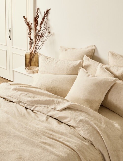 Domani Toscana Cushion, Natural product photo View 02 L