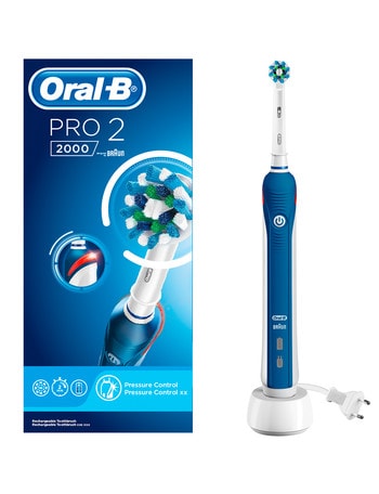 Oral B Pro 2000 product photo