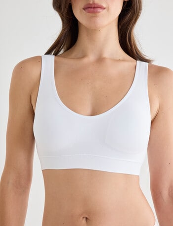 Lyric Seamfree Crop Top With Removable Pads, White product photo