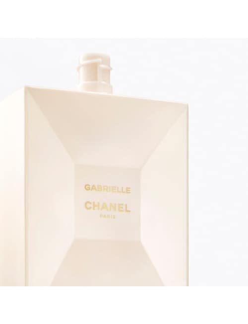 CHANEL GABRIELLE CHANEL Moisturising Body Lotion 200ml product photo View 02 L