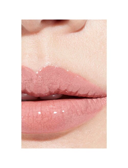 CHANEL LE ROUGE DUO ULTRA TENUE Ultra Wear Liquid Lip Colour product photo View 06 L