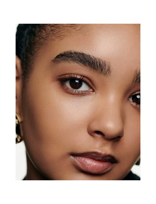 CHANEL BAUME ESSENTIEL Multi-Use Glow Stick product photo View 05 L