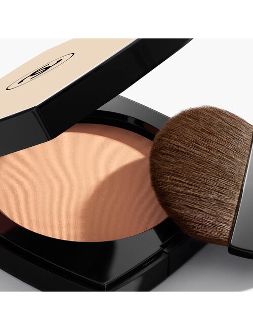 CHANEL LES BEIGES POWDER Healthy Glow Sheer Powder product photo View 02 L