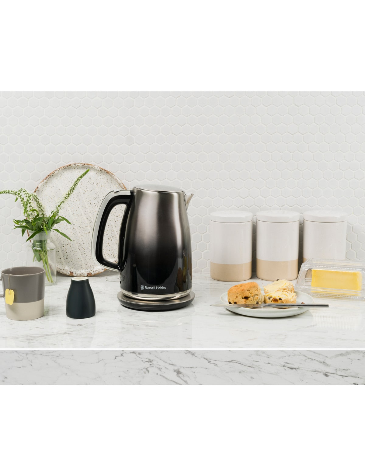 Russell Hobbs Midnight Kettle, RHK82BKF Kettles & Jugs