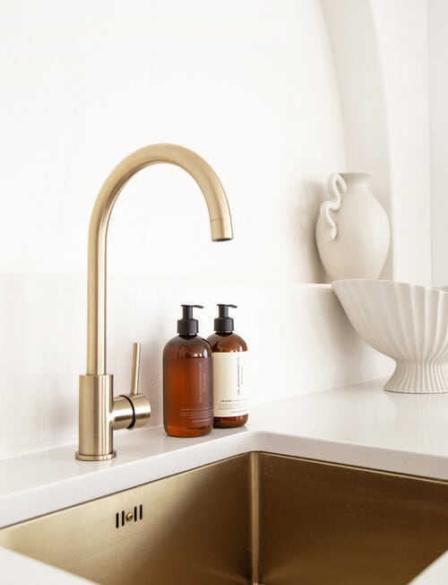 The Aromatherapy Co. Therapy Hand and Body Lotion, Cinnamon & Vanilla Bean, 500ml product photo View 03 L