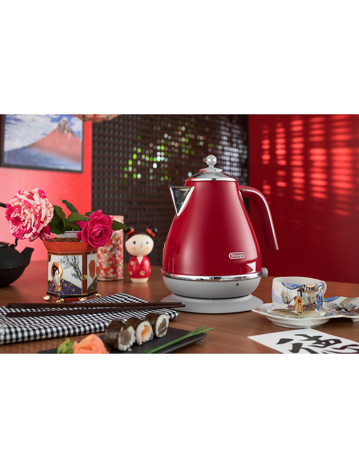 DeLonghi Icona Capitals Kettle, Red, KBOC2001R Kettles & Jugs