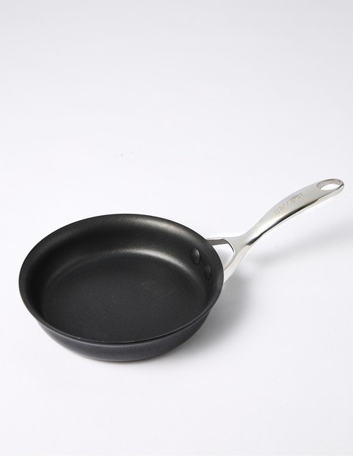Baccarat ID3 Hard Anodised Frypan, 16cm product photo