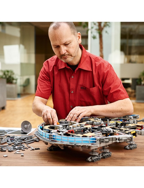 LEGO Star Wars Millennium Falcon, 75192 product photo View 03 L