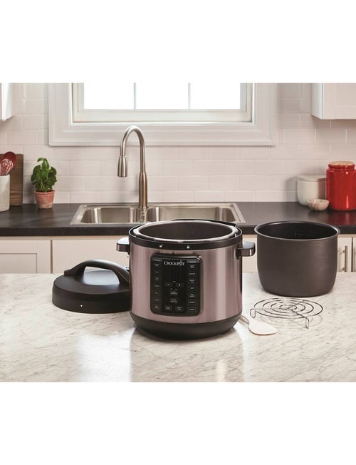 Crock-Pot XL 7.6 Litre Pressure Cooker, CPE300 product photo View 05 L