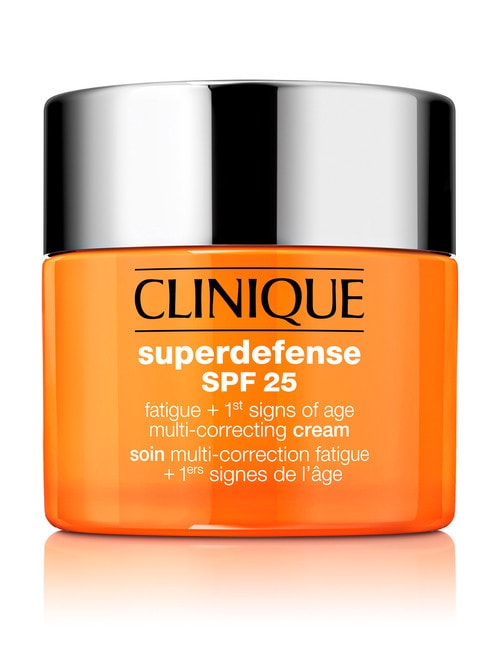 Clinique Superdefense SPF 25 Fatigue + 1st Signs Of Age Multi-Correcting Cream for Drier Skin product photo