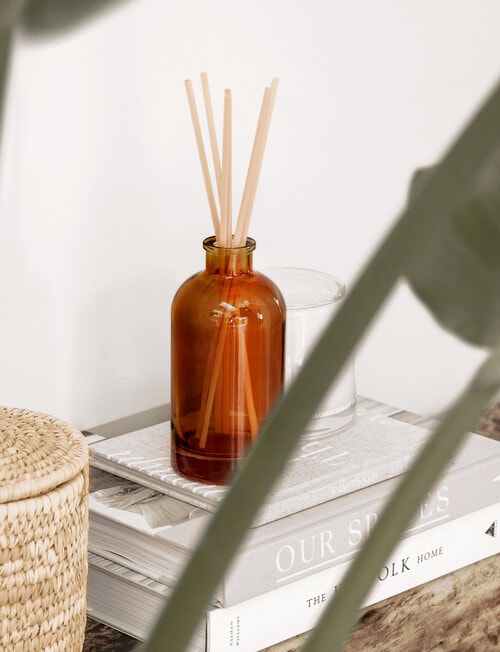 The Aromatherapy Co. Therapy Diffuser, Unwind, Coconut & Water Flower, 250ml product photo View 03 L