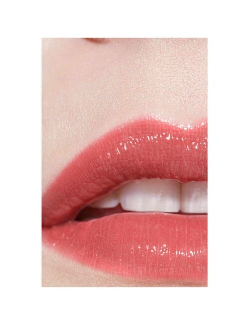 CHANEL ROUGE COCO FLASH Colour, Shine, Intensity In A Flash product photo View 05 L