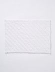 Kate Reed Oxford Linen Quilted Placemat, White product photo