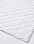 Kate Reed Oxford Linen Quilted Placemat, White product photo View 02 S