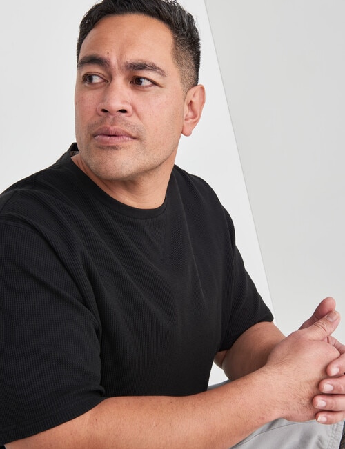 King size Tarnish Waffle Tee, Black product photo