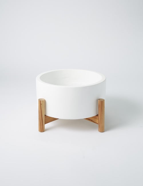 M&Co Case Planter, Short, White product photo