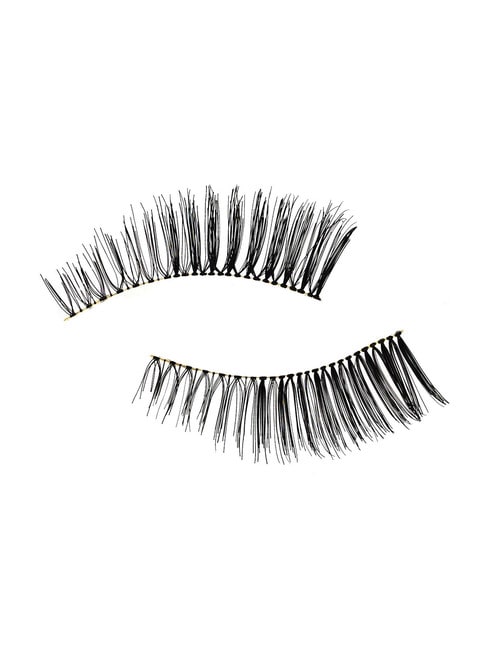 xoBeauty The Feline Lash product photo View 02 L