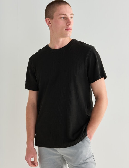 Tarnish Waffle Tee, Black product photo View 05 L