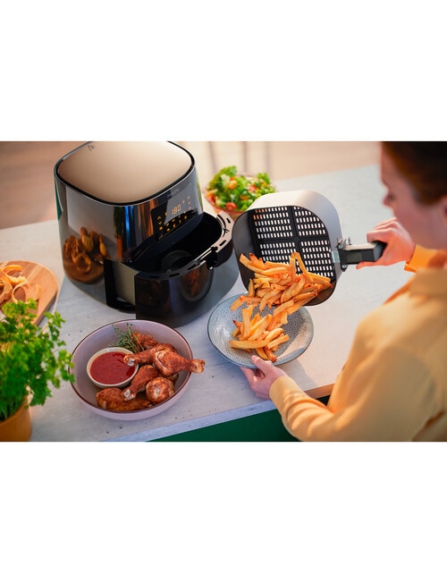 Philips Essential XL Air Fryer, Black, HD9270/91 product photo View 05 L