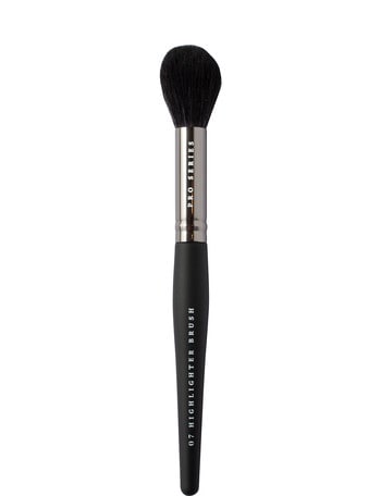 Simply Essential Tapered Highlighter Brush product photo