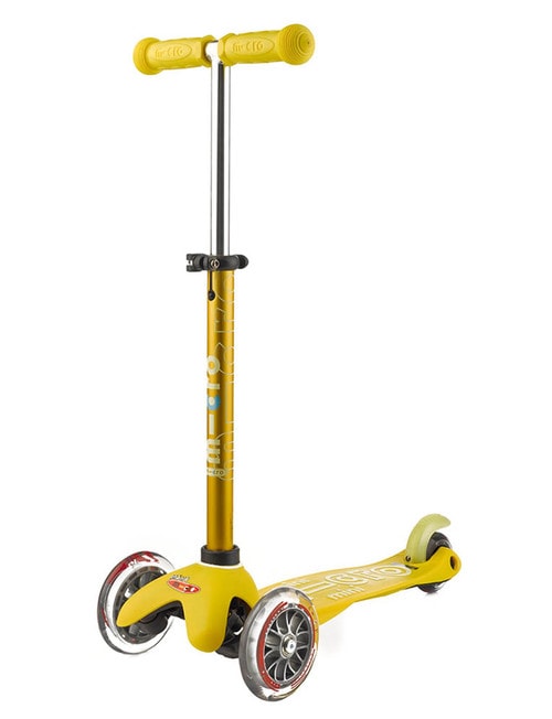 Micro Mini Micro Deluxe Scooter - Yellow product photo View 02 L
