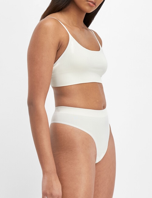 Bonds Bases Gee Brief, Pale Bone product photo View 02 L