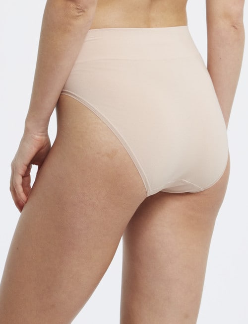 Jockey Woman Skimmies Hi-Cut Brief, Light product photo View 02 L