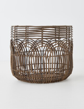 M&Co Curved Basket, Large product photo