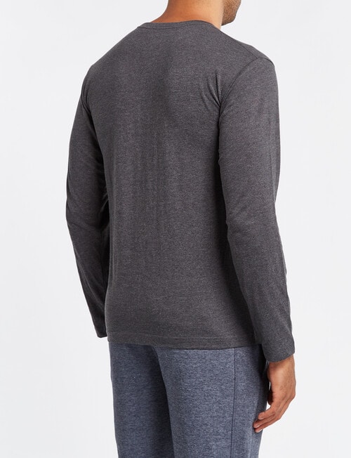 Chisel Long Sleeve Crew-Neck Tee, Charcoal product photo View 02 L